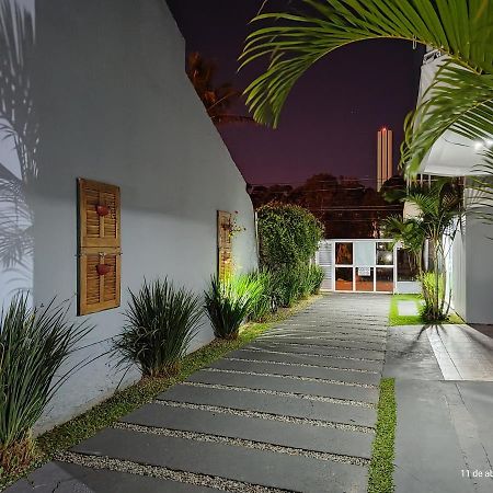 Residencial Bernardo, Meia Quadra Do Trapiche Florianópolis Dış mekan fotoğraf